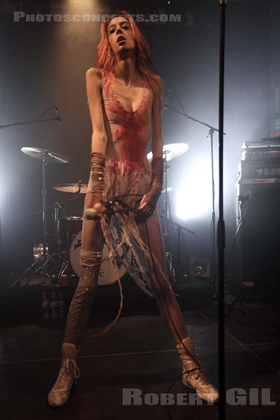 STARCRAWLER - 2019-11-20 - PARIS - Petit Bain - 